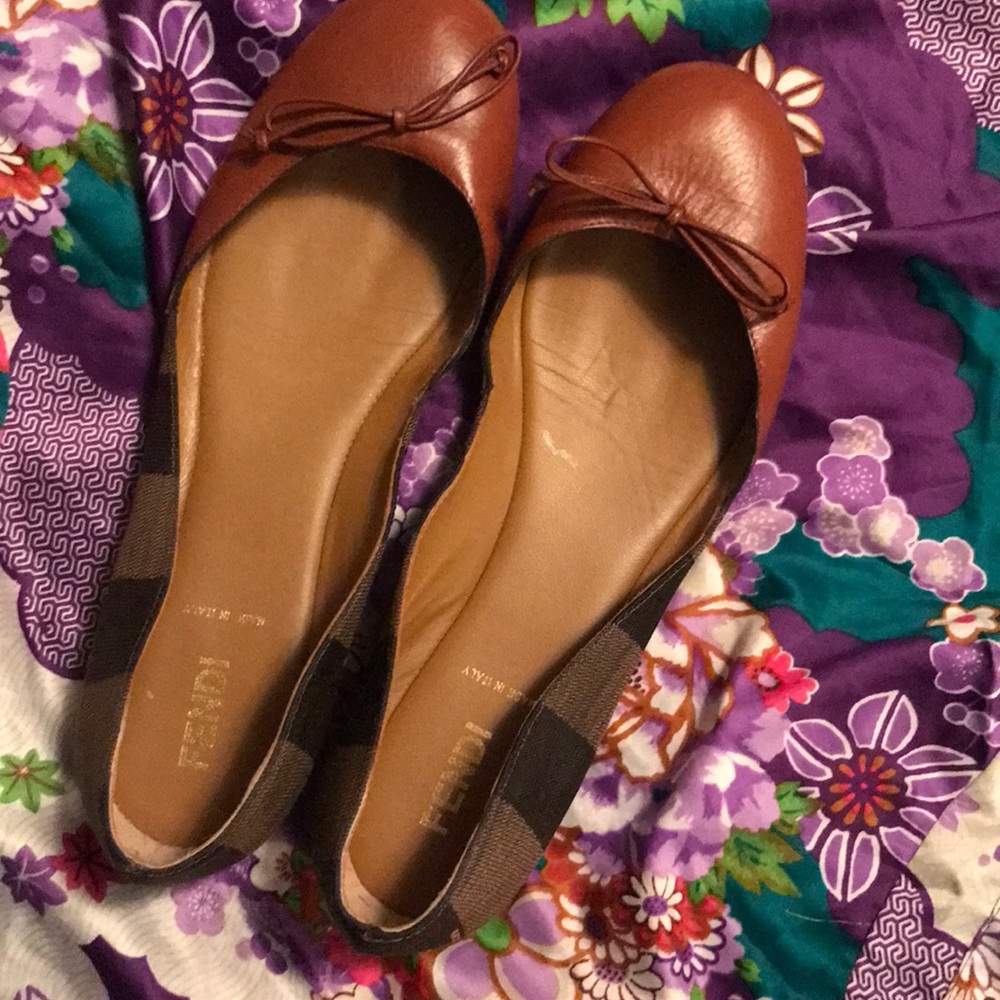 Fendi vintage flats